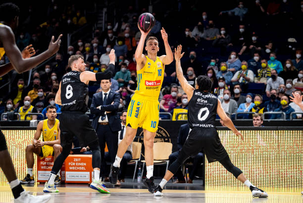 但真正让球 但真正让球